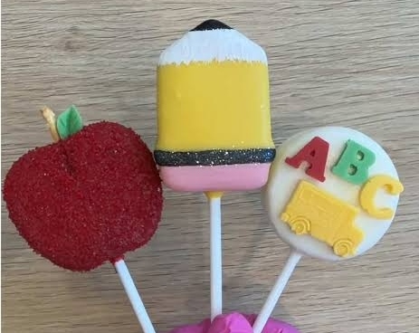 Easy No Bake Pencil and Apple Cake Pops suggested serving