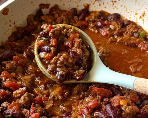 Best Smoky Bourbon Bacon Chili For Game Day suggested serving